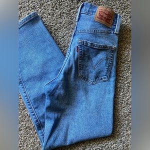 Levi's Ribcage Straight Ankle